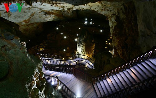 Splendid scenery of Thien Duong cave - ảnh 5